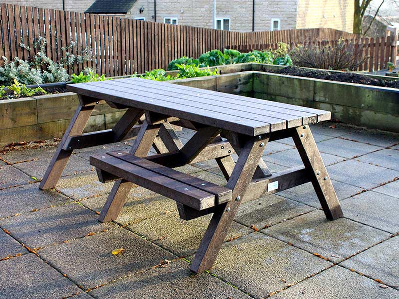 Recycled plastic picnic table from kedel with extended ends for wheelchair access